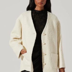 ASTR THE LABEL - MAIDY BOUCLE V NECK COAT